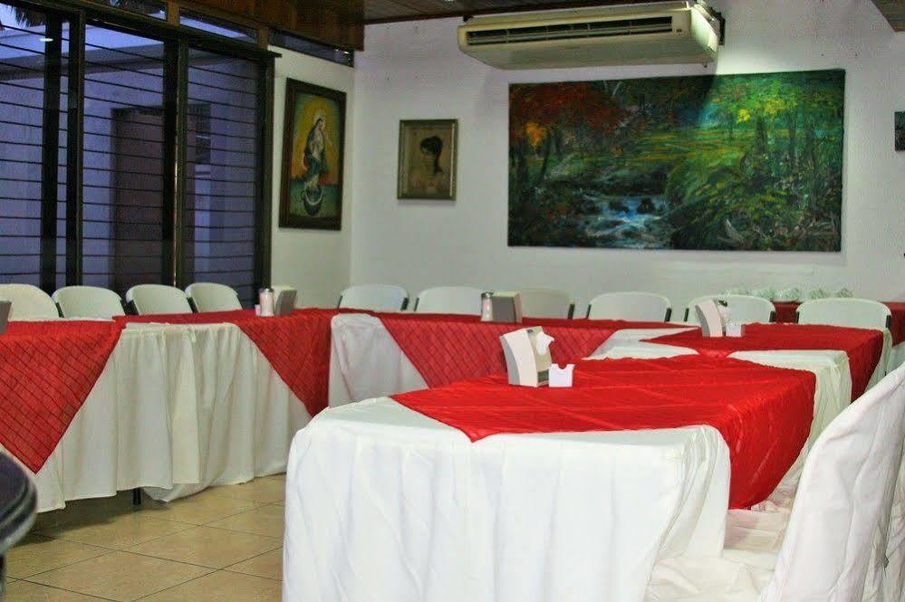 B&B Giuseppe Verdi Κατάνια Εξωτερικό φωτογραφία